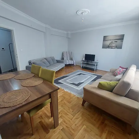просторные в Sisli 3 комнаты 이스탄불